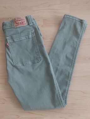Levi's Olive High Rise Skinny Jeans